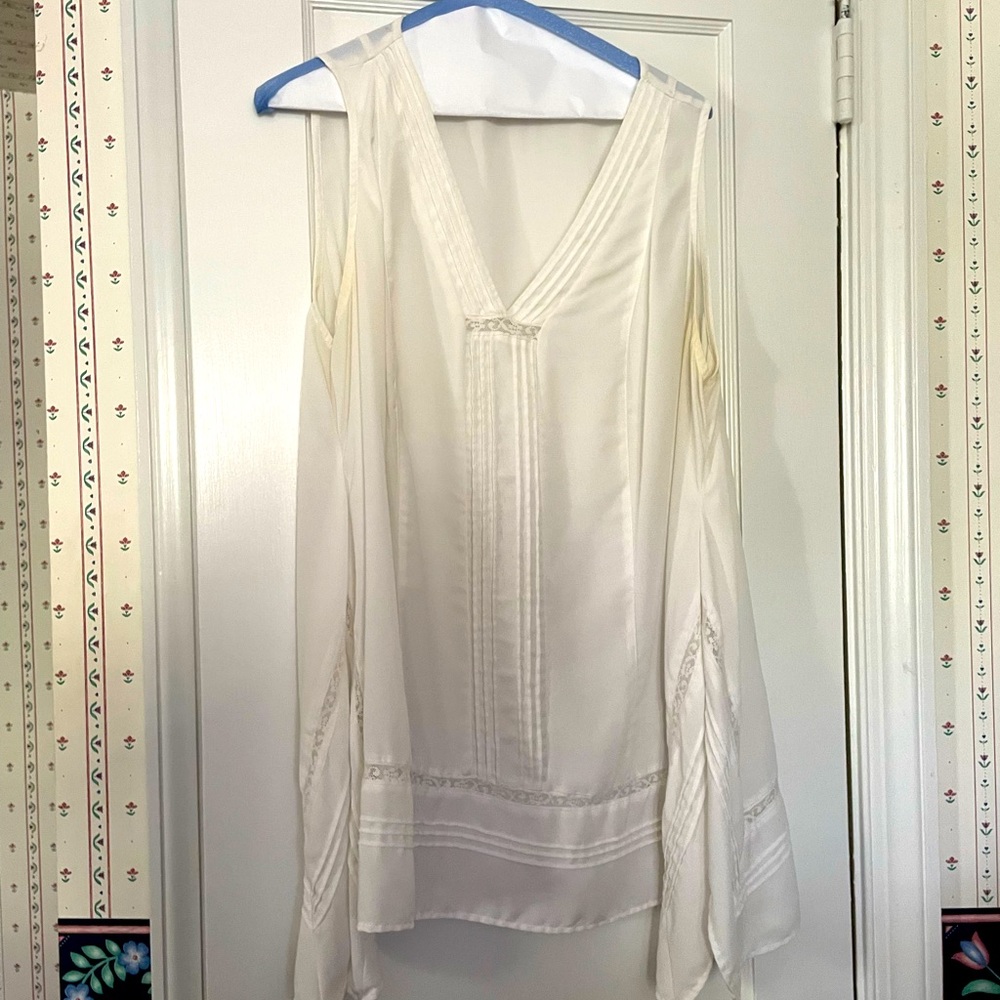 White breezy tunic 2x